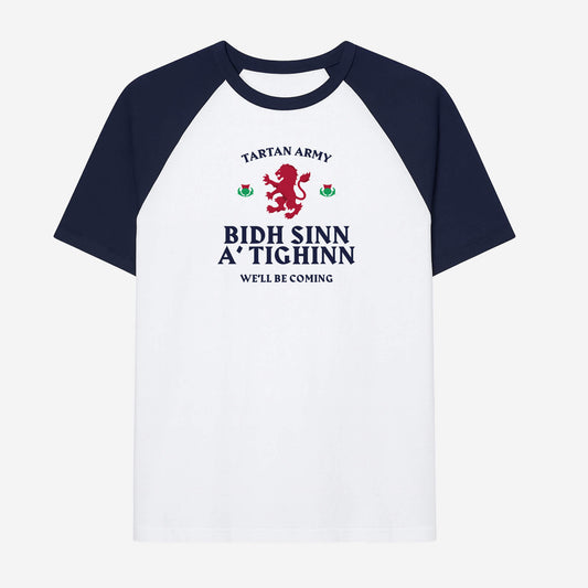 Gaelic We'll Be Coming Baseball T-Shirt - White- Navy - Official Tartan Army